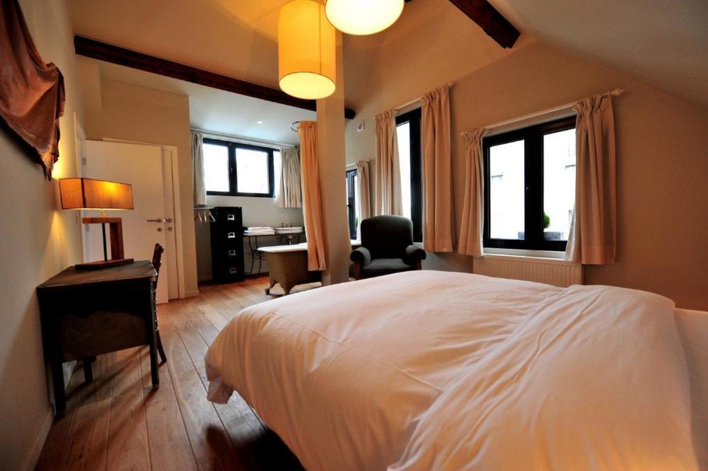 B&B L'Arbre De Vie Ixelles Bagian luar foto